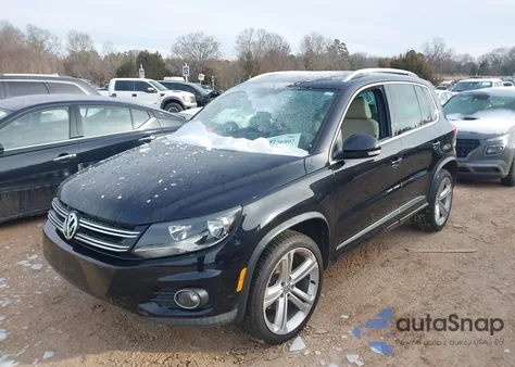 2016 Volkswagen Tiguan R-Line z USA, uszkodzony, nr VIN WVGAV7AX5GW035761